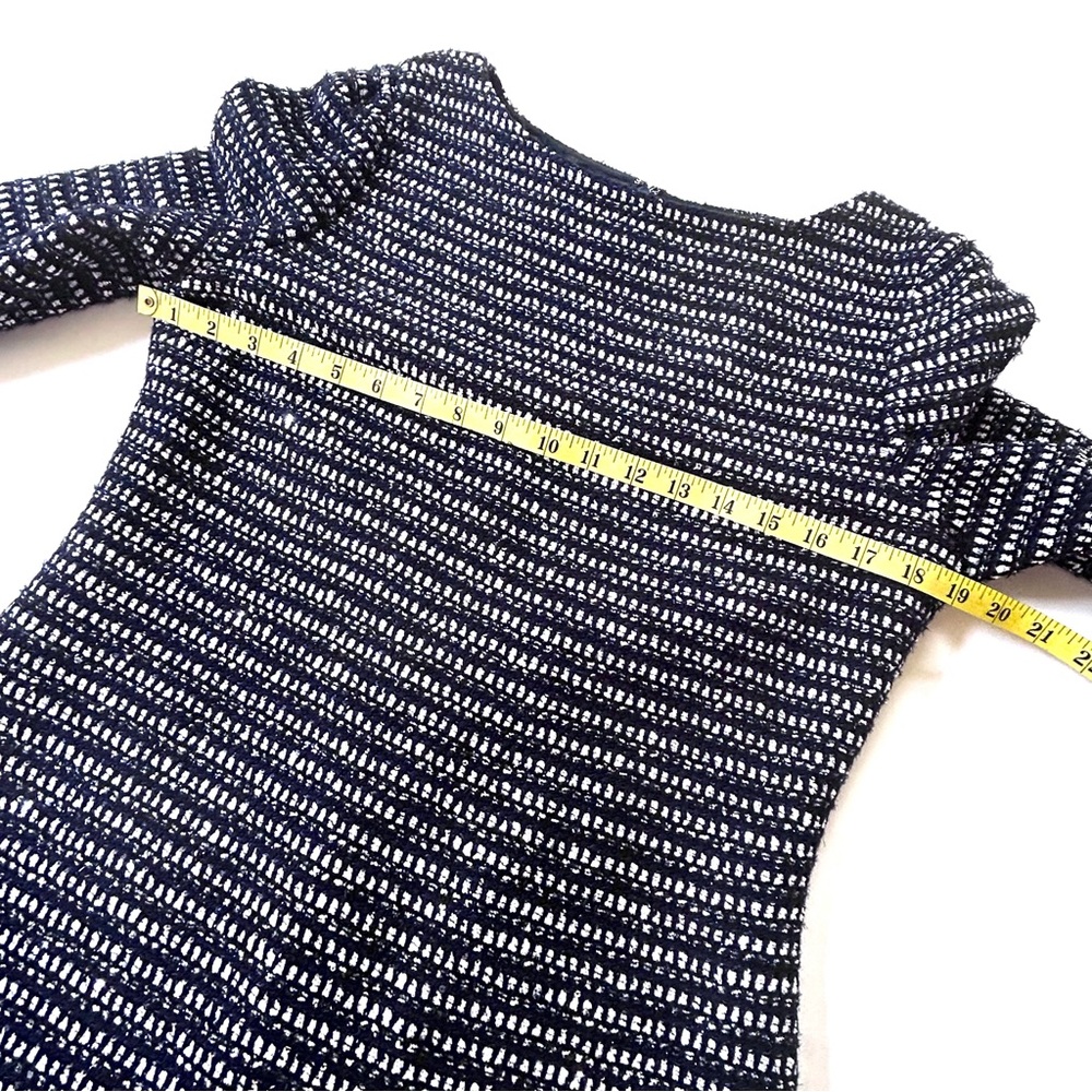 St. John sheath dress. - Picture 10 of 16